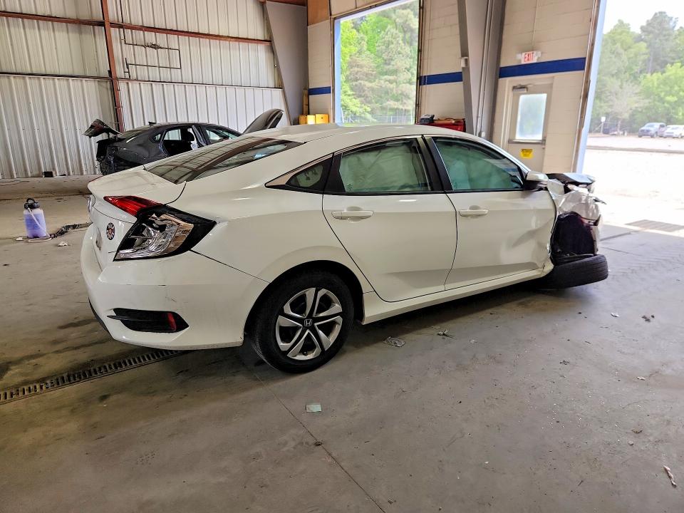 2017 Honda Civic მანქანა იყიდება აუქციონზე, vin: 19XFC2F5XHE048320, აუქციონის ნომერი: 51402936