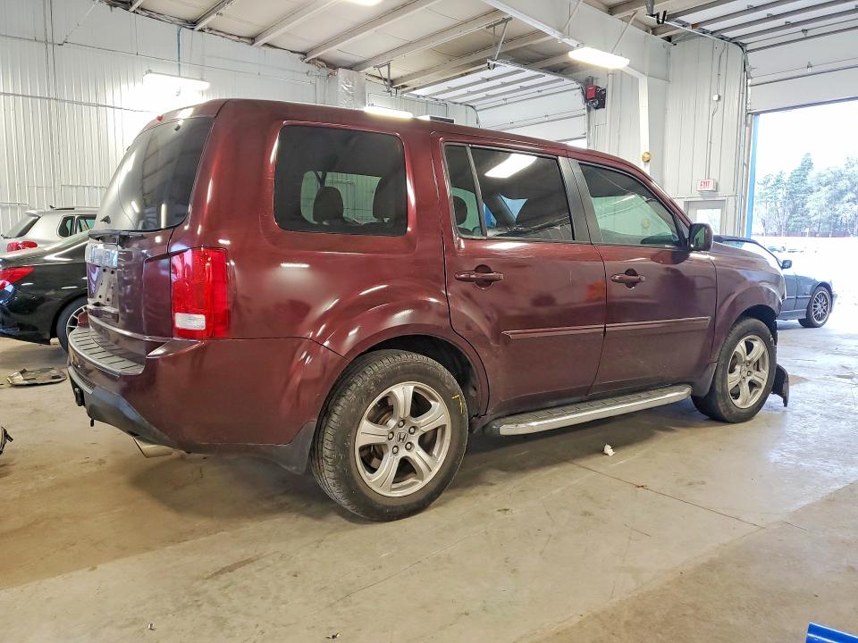 Продажа на аукционе авто 2015 Honda Pilot, vin: 5FNYF3H53FB022121, номер лота: 50993166