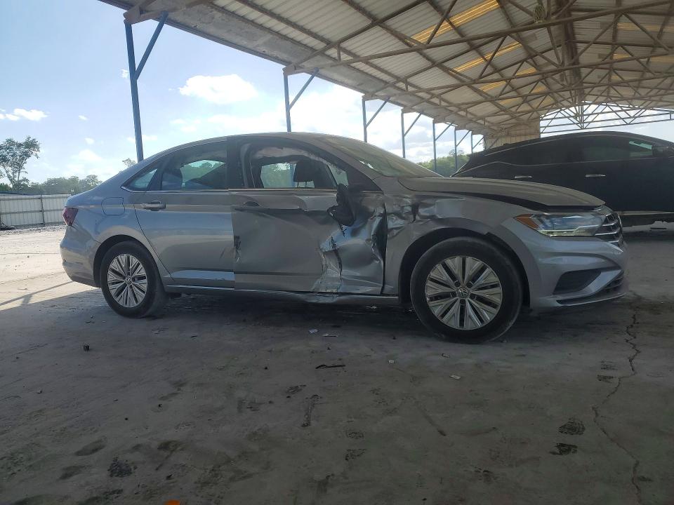 50212186 :رقم المزاد ، 3VWCB7BU5LM063108 vin ، 2020 Volkswagen Jetta مزاد بيع