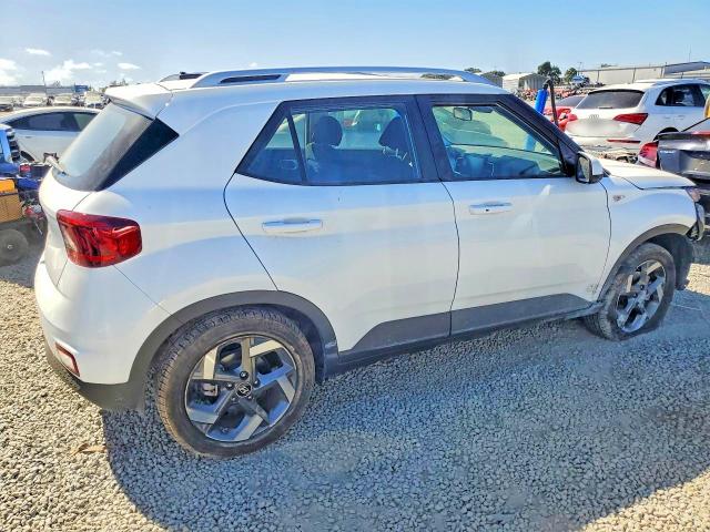 48922596 :رقم المزاد ، KMHRC8A34SU413116 vin ، 2025 Hyundai Venue مزاد بيع