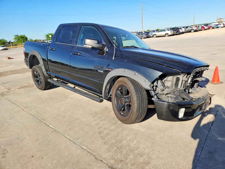 48759226 :رقم المزاد ، 1C6RR6LT1KS574675 vin ، 2019 Ram 1500 Classic مزاد بيع