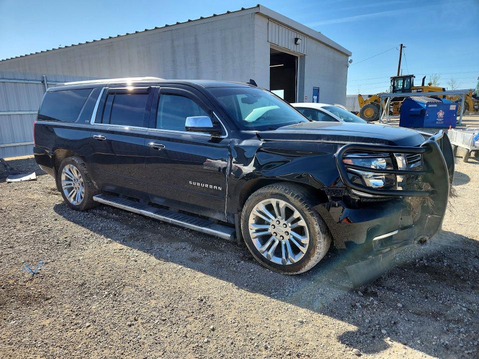 2016 Chevrolet Suburban მანქანა იყიდება აუქციონზე, vin: 1GNSKJKC4GR468942, აუქციონის ნომერი: 50660046