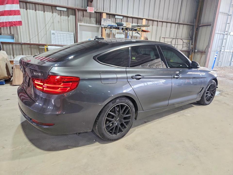 49623216 :رقم المزاد ، WBA3X5C55FD561967 vin ، 2015 Bmw 328 مزاد بيع