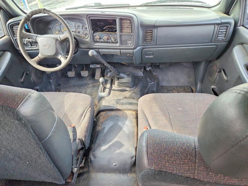 2000 Chevrolet Silverado მანქანა იყიდება აუქციონზე, vin: 1GCEK19V5YE152682, აუქციონის ნომერი: 48957936
