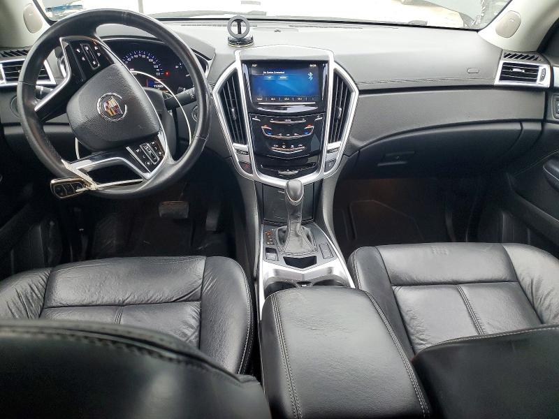 50231796 :رقم المزاد ، 3GYFNAE39FS562883 vin ، 2015 Cadillac Srx مزاد بيع