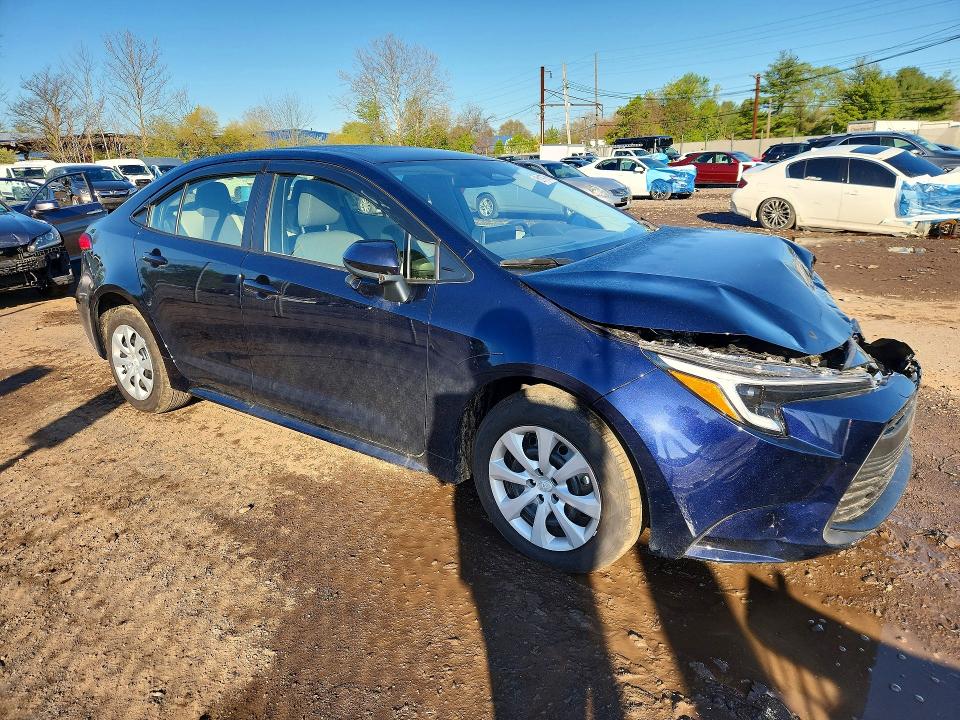 2026 Toyota Corolla Hybrid მანქანა იყიდება აუქციონზე, vin: JTDBCMFE4T3138864, აუქციონის ნომერი: 51197566