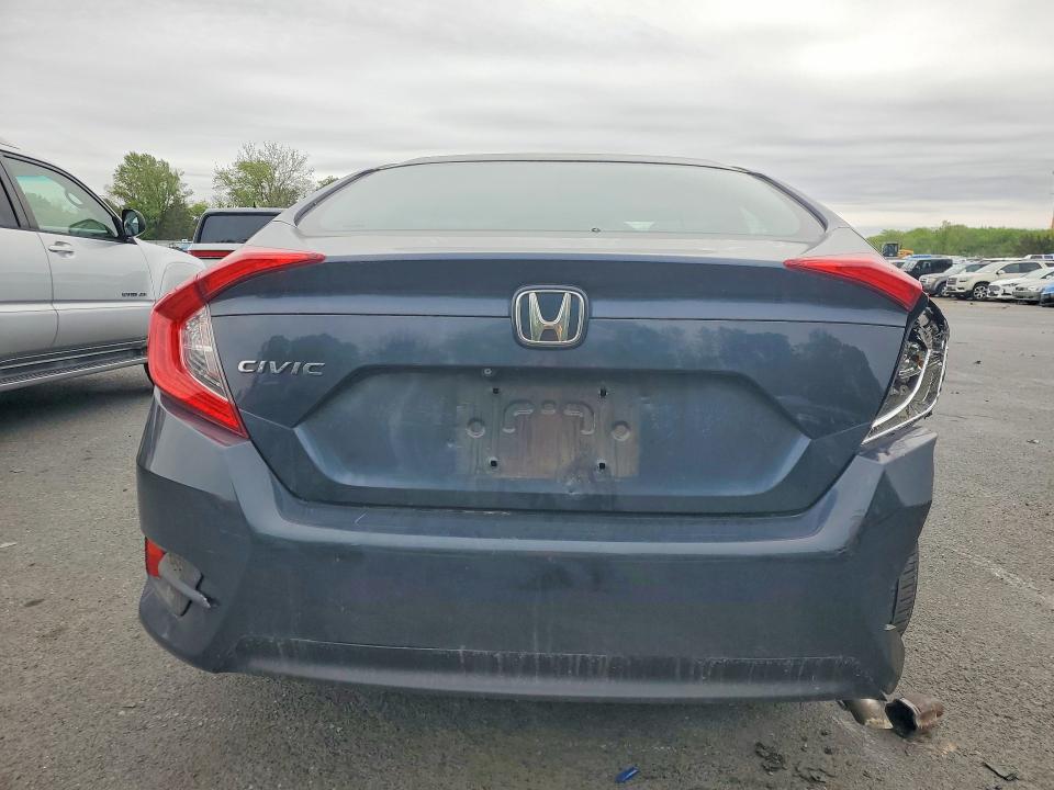 51341366 :رقم المزاد ، 19XFC2F58GE247042 vin ، 2016 Honda Civic مزاد بيع