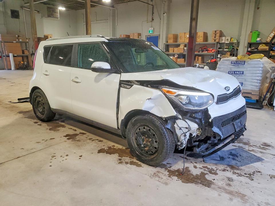 48661516 :رقم المزاد ، KNDJP3A55J7550198 vin ، 2018 Kia Soul مزاد بيع