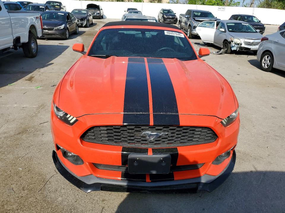 48497846 :رقم المزاد ، 1FATP8EM9F5333317 vin ، 2015 Ford Mustang مزاد بيع
