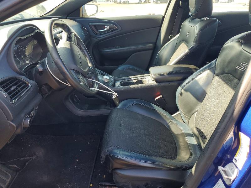 48361686 :رقم المزاد ، 1C3CCCDG8FN523263 vin ، 2015 Chrysler 200 مزاد بيع