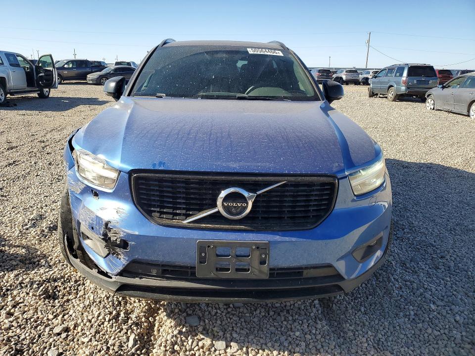 50564466 :رقم المزاد ، YV4162UM9M2492854 vin ، 2021 Volvo Xc40 مزاد بيع