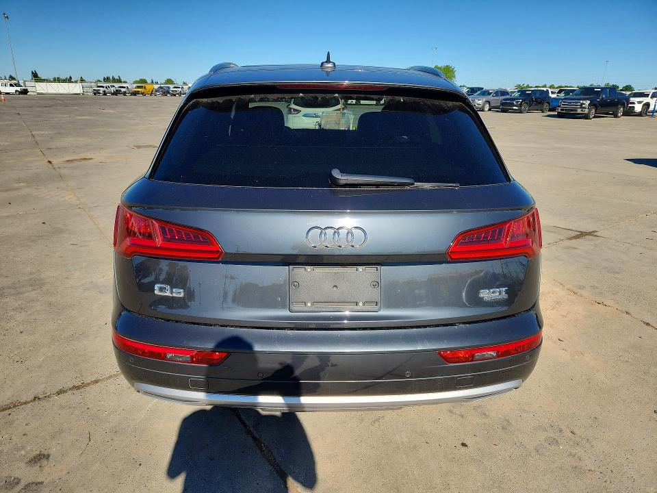 Продажа на аукционе авто 2018 Audi Q5, vin: WA1BNAFY0J2076671, номер лота: 48336216