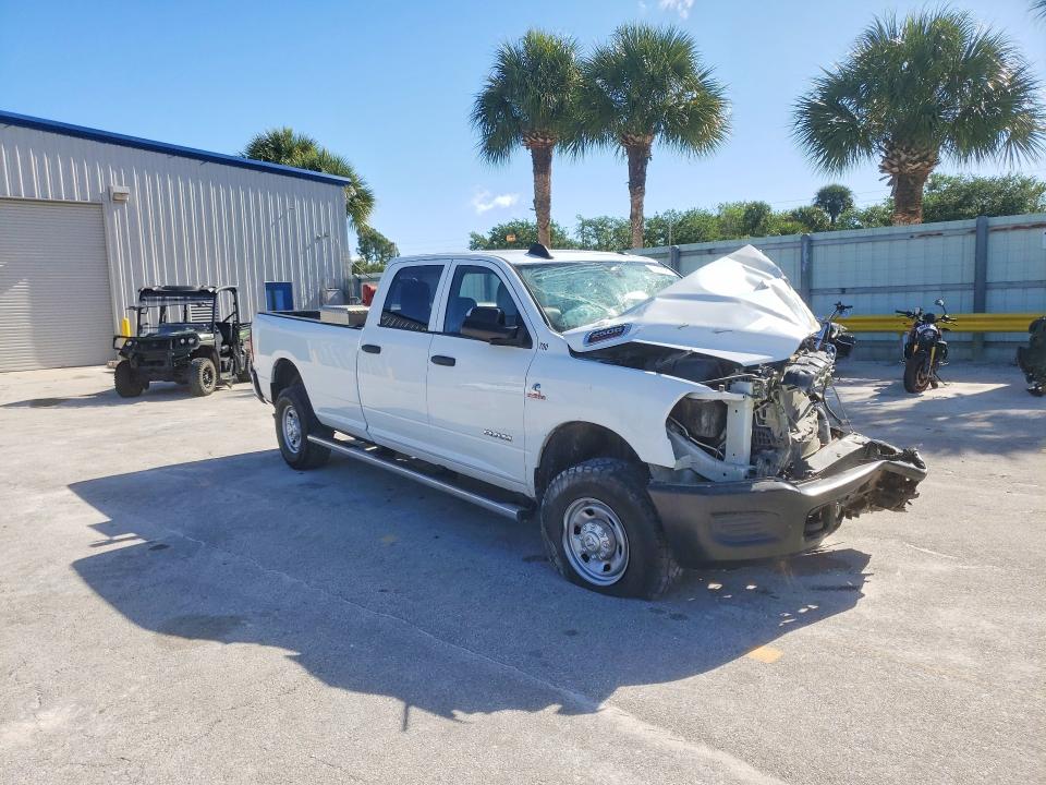Продажа на аукционе авто 2022 Ram 2500, vin: 3C6UR5HL2NG262180, номер лота: 76920385