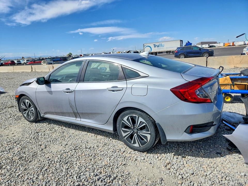 Продажа на аукционе авто 2017 Honda Civic, vin: 2HGFC1F32HH635948, номер лота: 50812646