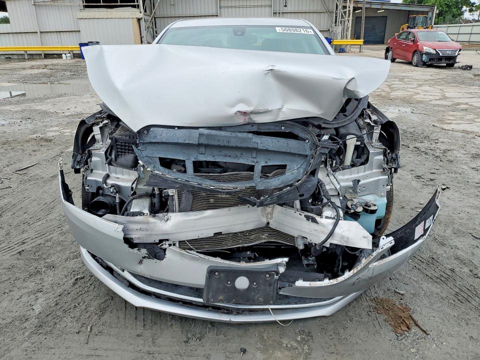 Auction sale of the 2016 Buick Lacrosse, vin: 1G4GB5G31GF128045, lot number: 50898216