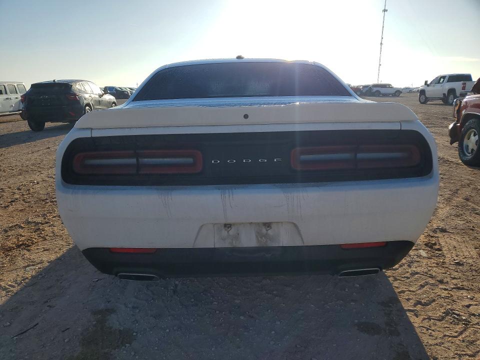 50980846 :رقم المزاد ، 2C3CDZJG6MH677142 vin ، 2021 Dodge Challenger مزاد بيع