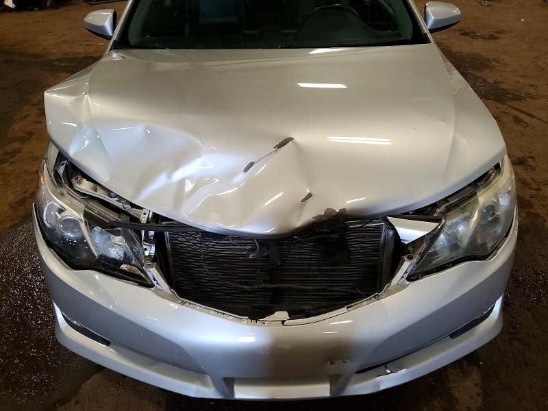 50772536 :رقم المزاد ، 4T1BK1FK2CU004593 vin ، 2012 Toyota Camry مزاد بيع