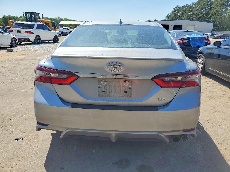 49857816 :رقم المزاد ، 4T1T11AK7RU885525 vin ، 2024 Toyota Camry مزاد بيع