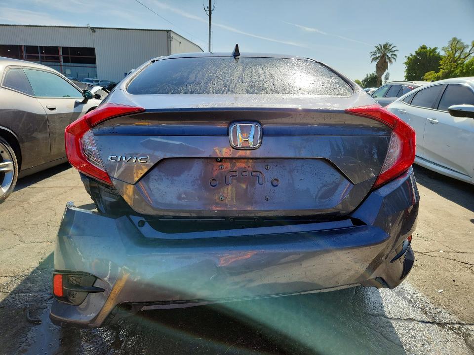 2017 Honda Civic მანქანა იყიდება აუქციონზე, vin: 2HGFC2F72HH507637, აუქციონის ნომერი: 50358126