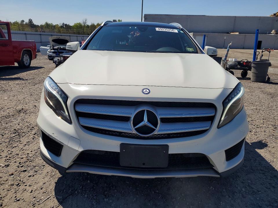 49235256 :رقم المزاد ، WDCTG4GB8GJ228382 vin ، 2016 Mercedes-benz Gla مزاد بيع