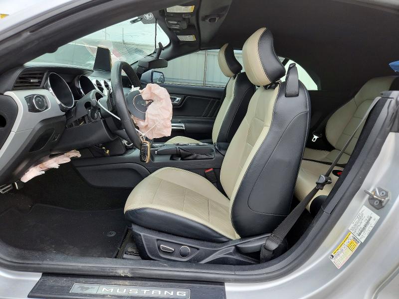 50568866 :رقم المزاد ، 1FATP8UH7H5296064 vin ، 2017 Ford Mustang مزاد بيع
