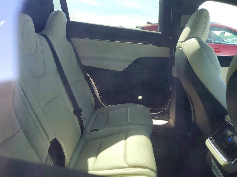 48952066 :رقم المزاد ، 7SAXCAE57PF392831 vin ، 2023 Tesla Model X مزاد بيع