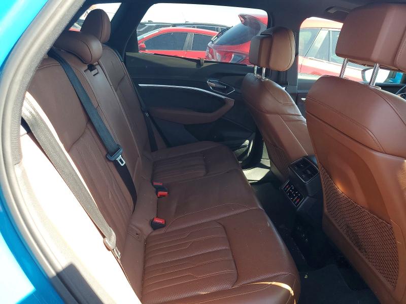 Продаж на аукціоні авто 2019 Audi E-tron, vin: WA1VAAGE7KB014859, номер лоту: 50076656