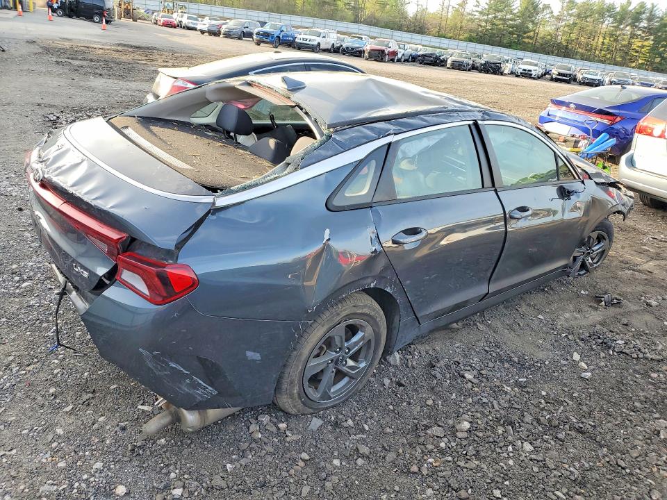 2021 Kia K5 მანქანა იყიდება აუქციონზე, vin: 5XXG14J21MG015792, აუქციონის ნომერი: 50015126