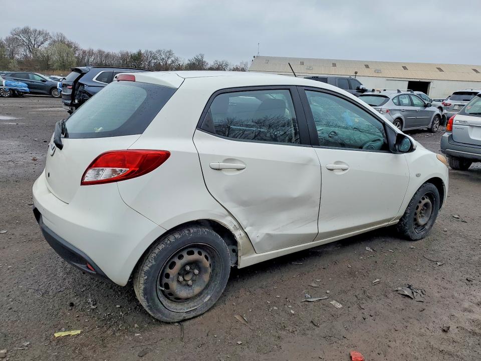2014 Mazda Mazda2 მანქანა იყიდება აუქციონზე, vin: JM1DE1KY0E0187775, აუქციონის ნომერი: 48462746
