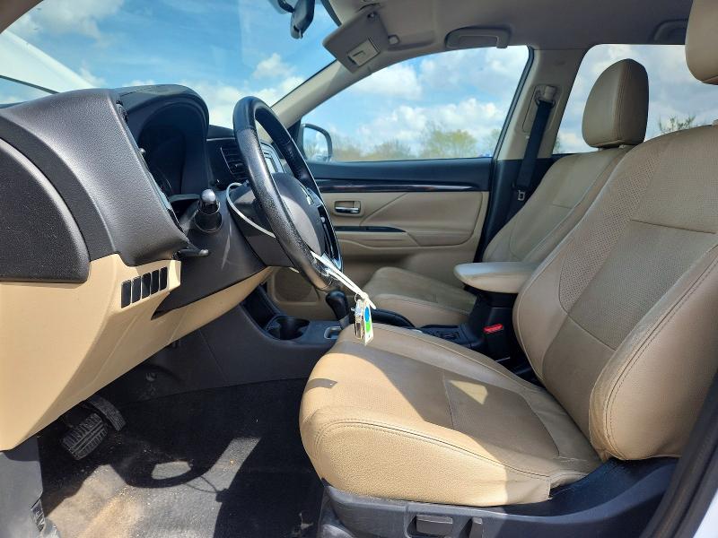 Продаж на аукціоні авто 2016 Mitsubishi Outlander, vin: JA4AZ3A33GZ033238, номер лоту: 50493256