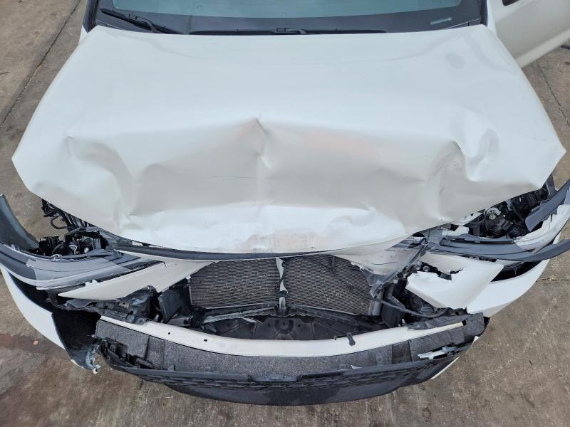 52040446 :رقم المزاد ، JTND4MBE4R3220870 vin ، 2024 Toyota Corolla Hatchback مزاد بيع