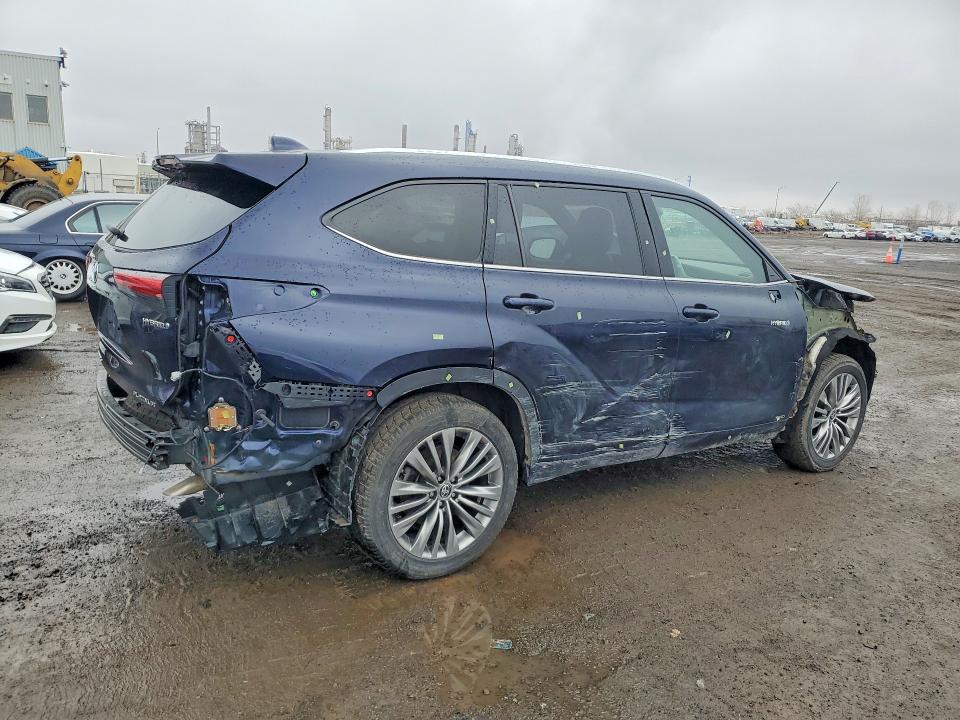 Продаж на аукціоні авто 2021 Toyota Highlander, vin: 5TDEBRCHXMS031975, номер лоту: 49461376