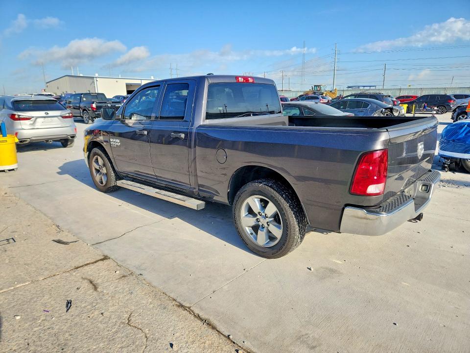 49564186 :رقم المزاد ، 1C6RR6FG2KS628189 vin ، 2019 Ram 1500 Classic مزاد بيع