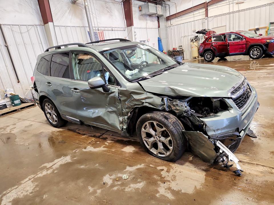 48613166 :رقم المزاد ، JF2SJAWC9HH424207 vin ، 2017 Subaru Forester مزاد بيع