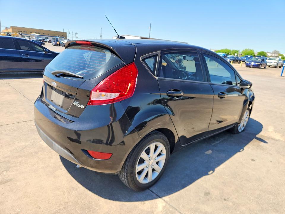 2011 Ford Fiesta მანქანა იყიდება აუქციონზე, vin: 3FADP4EJ9BM172300, აუქციონის ნომერი: 48358726