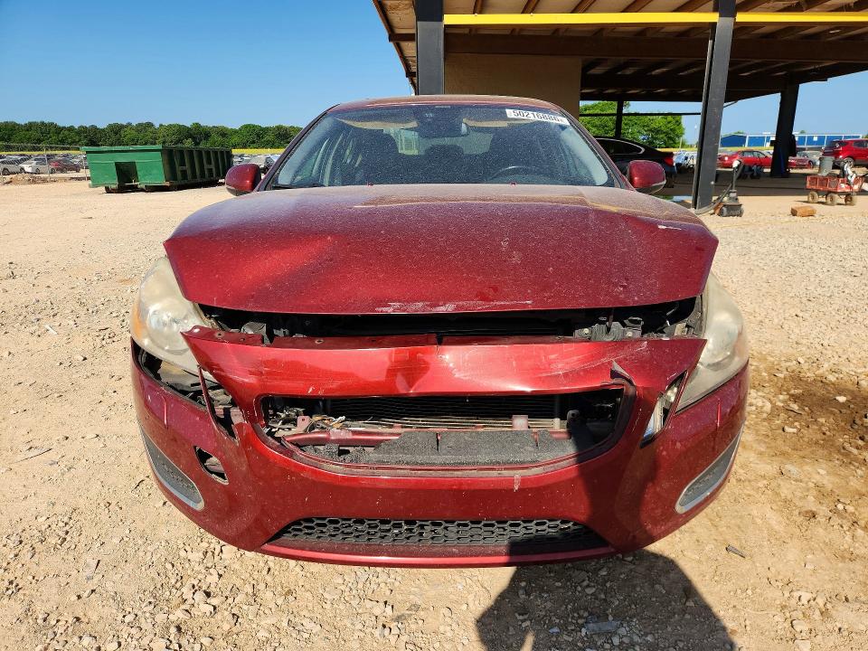 50216886 :رقم المزاد ، YV1612FSXD2185965 vin ، 2013 Volvo S60 مزاد بيع