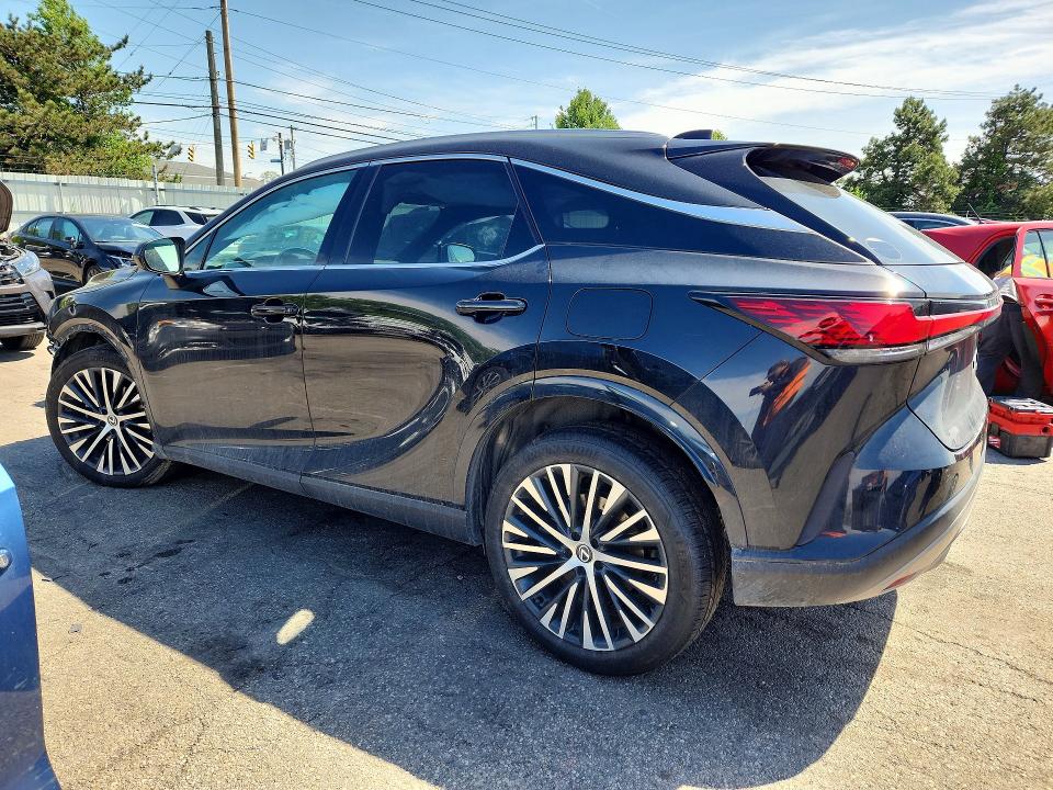 50138296 :رقم المزاد ، 2T2BBMCA6PC017105 vin ، 2023 Lexus Rx 350h مزاد بيع