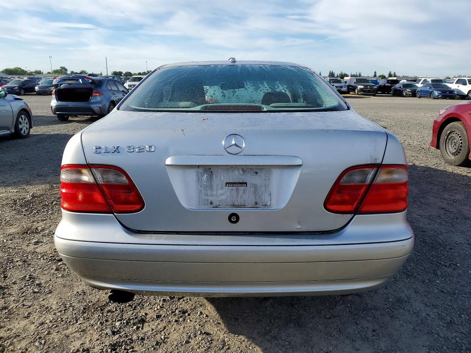 48848726 :رقم المزاد ، WDBLJ65GXYF157240 vin ، 2000 Mercedes-benz Clk مزاد بيع