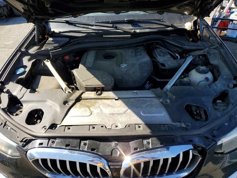 49769046 :رقم المزاد ، 5UXTR9C56JLD65282 vin ، 2018 Bmw X3 مزاد بيع