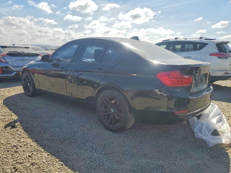2015 Bmw 320i მანქანა იყიდება აუქციონზე, vin: WBA3B1C52FK135821, აუქციონის ნომერი: 48527516