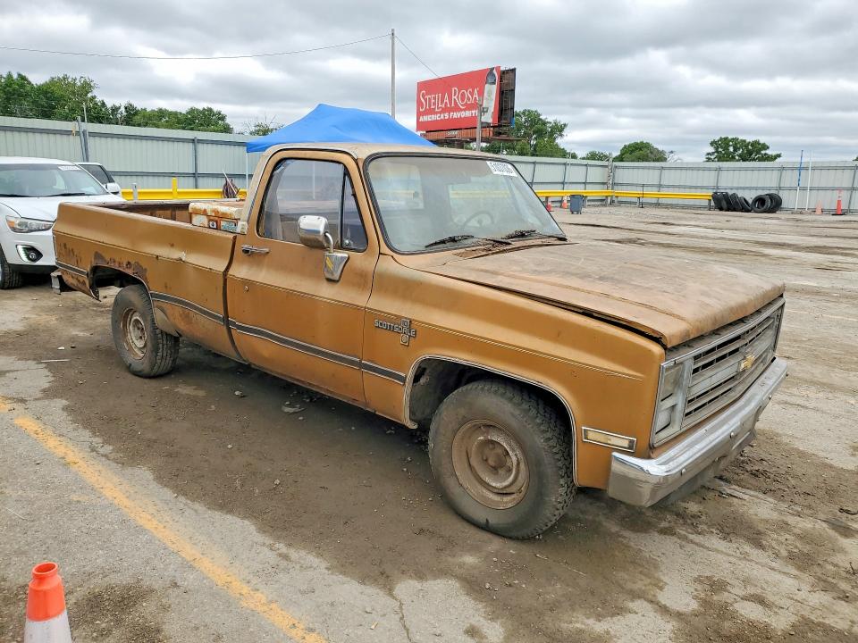 1985 Chev C10 მანქანა იყიდება აუქციონზე, vin: 1GCDC14H7FS135102, აუქციონის ნომერი: 51037036