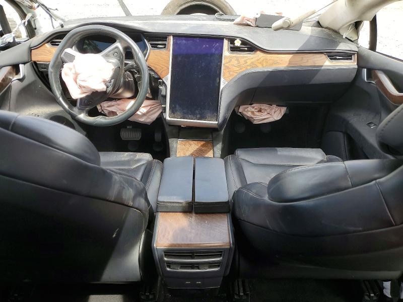 Продаж на аукціоні авто 2018 Tesla Model X, vin: 5YJXCBE24JF112993, номер лоту: 51029216