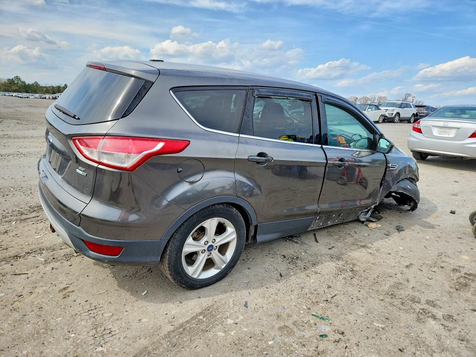 Продаж на аукціоні авто 2015 Ford Escape, vin: 1FMCU9GX6FUC01858, номер лоту: 48249126