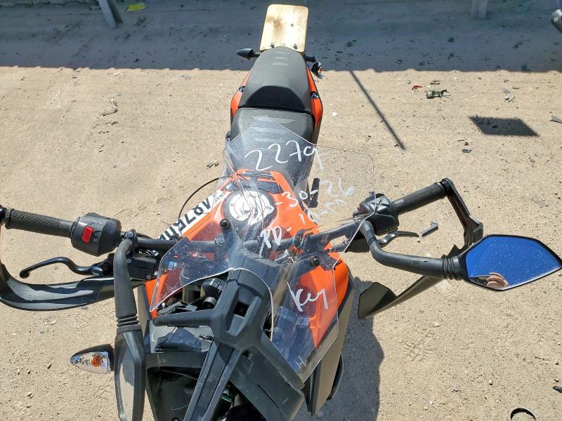 48750686 :رقم المزاد ، MD2JGJ402LC212279 vin ، 2020 Ktm 390 مزاد بيع