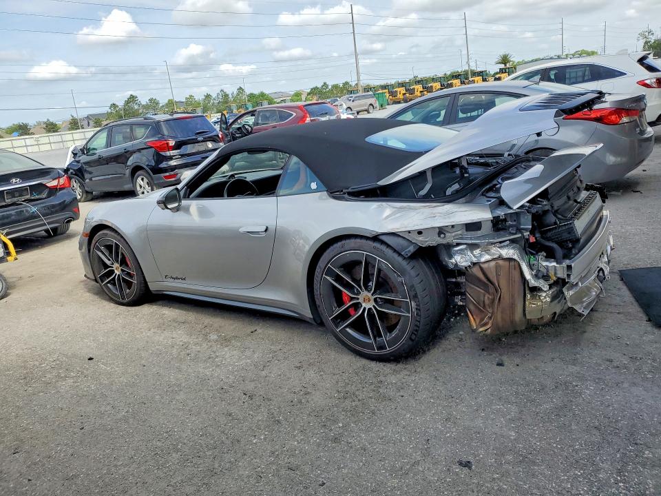 47377006 :رقم المزاد ، WP0CB2A99SS247332 vin ، 2025 Porsche 911 مزاد بيع