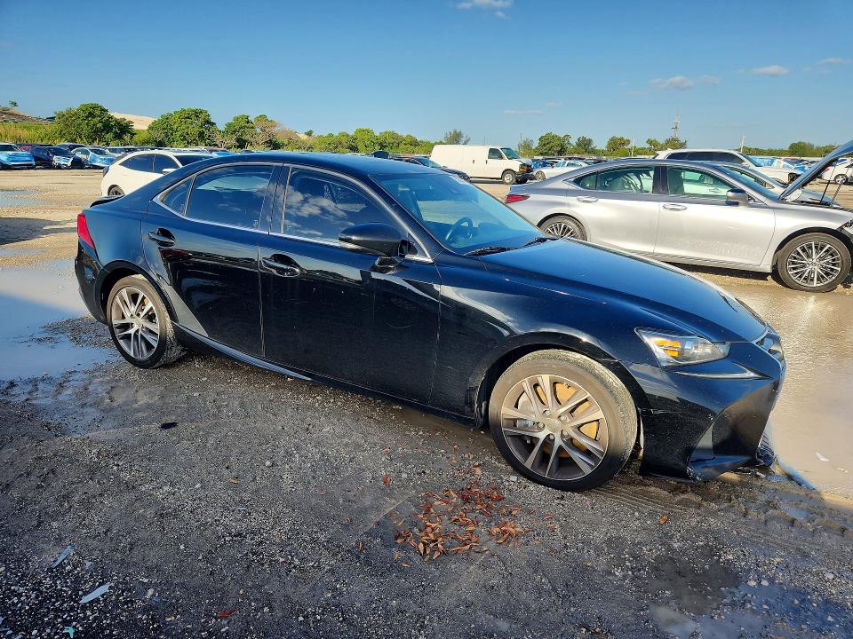Aukcja sprzedaży 2018 Lexus Is 300, vin: JTHBA1D26J5067647, numer aukcji: 50557166