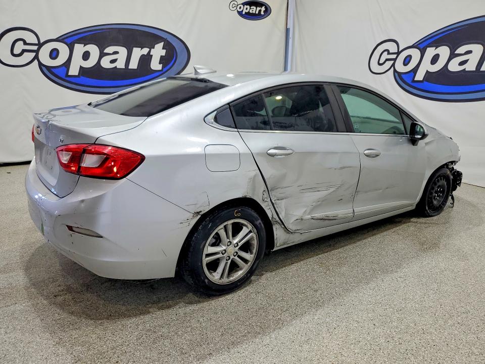 2018 Chevrolet Cruze მანქანა იყიდება აუქციონზე, vin: 1G1BE5SM9J7135051, აუქციონის ნომერი: 49675846