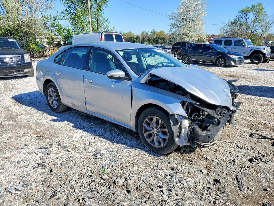 Aukcja sprzedaży 2018 Volkswagen Pasaat, vin: 1VWAA7A39JC016083, numer aukcji: 48757986
