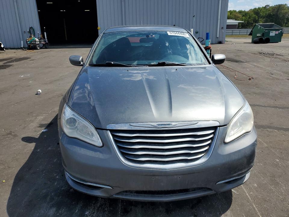 51544466 :رقم المزاد ، 1C3CCBAB5CN135258 vin ، 2012 Chrysler 200 مزاد بيع
