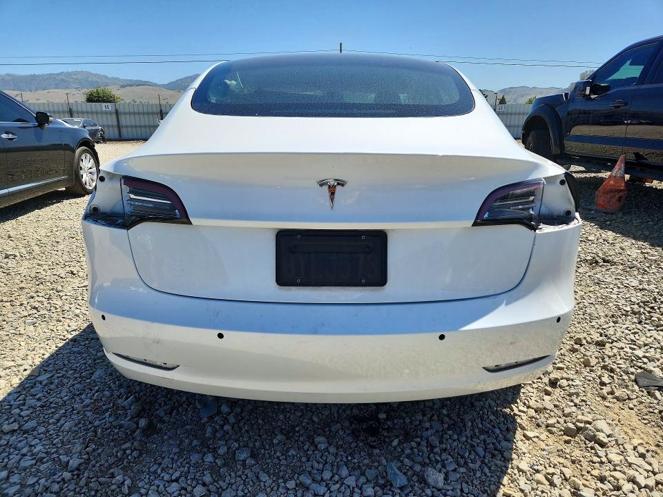 Продажа на аукционе авто 2021 Tesla Model 3, vin: 5YJ3E1EA8MF072142, номер лота: 51801616